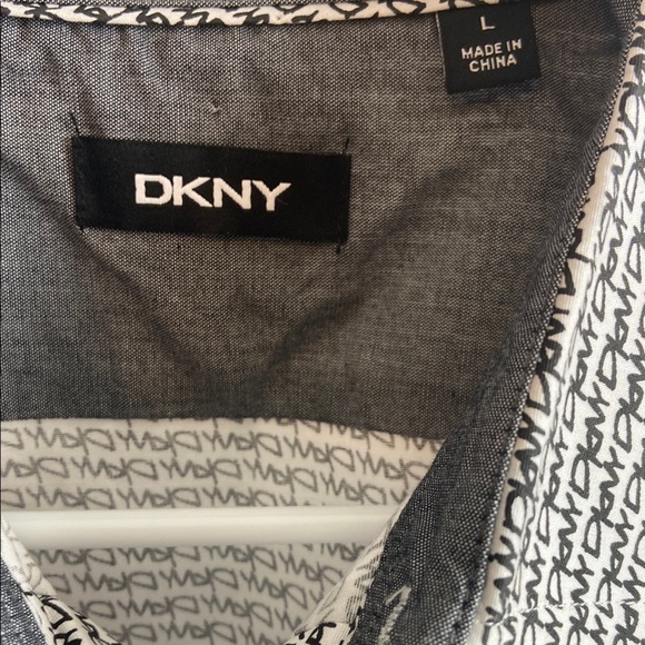 DKNY Men's Monochrome Patterned Button Down Shirt - Picture 2 of 5